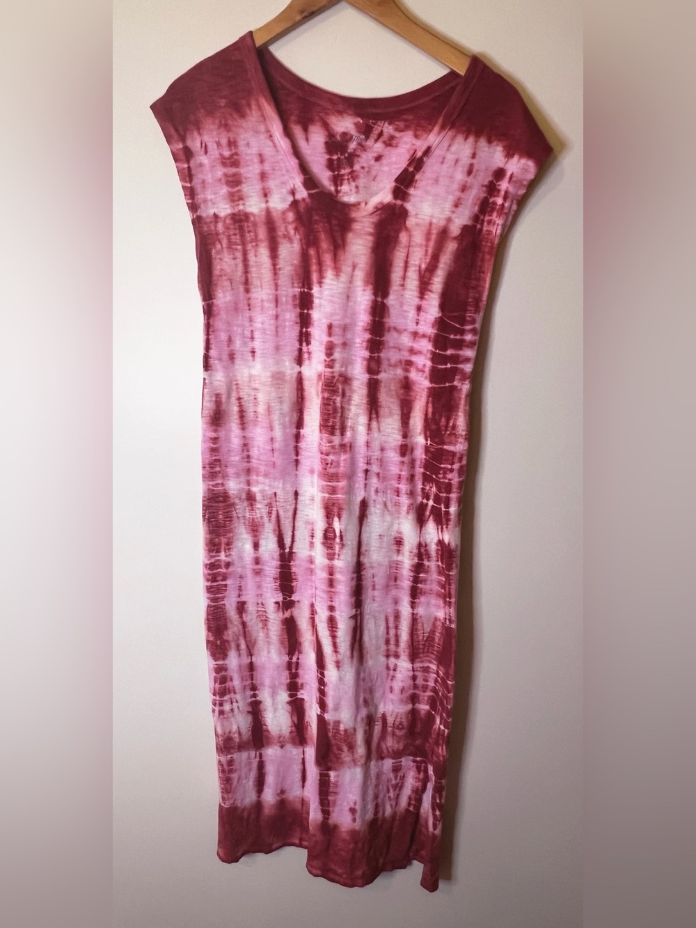 Universal Thread Pink & Burgundy Tie-Dye Maxi Dress
